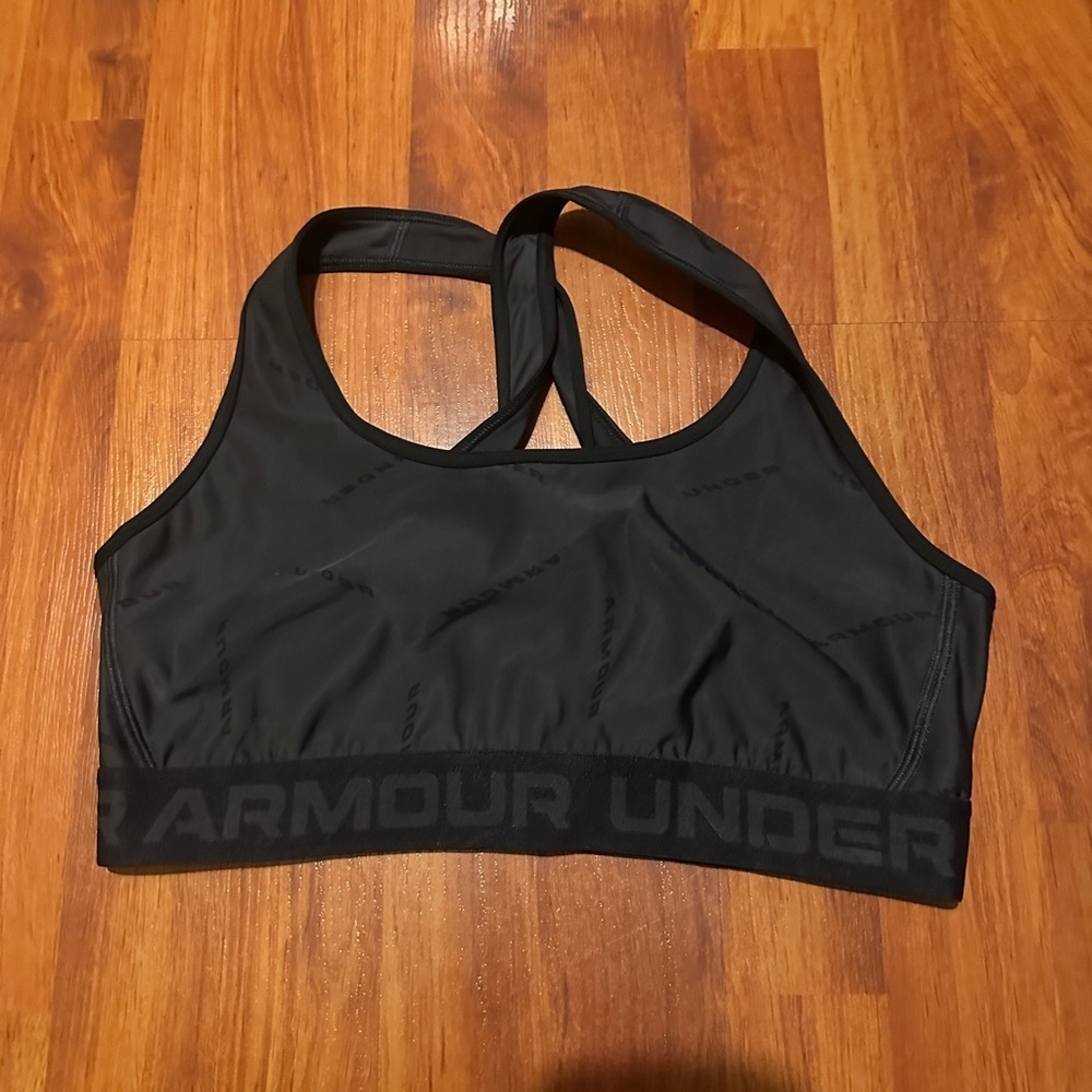 Under Armour Women's Black Sports Bra size L